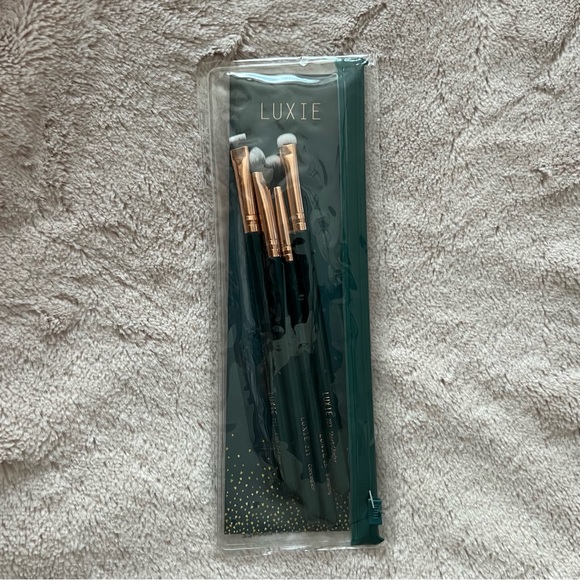 Luxie Enchanted Eye Set NIP - Picture 6 of 8